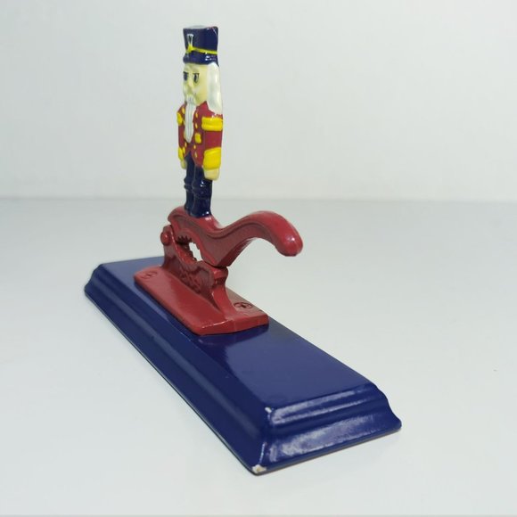 Metal Cast Iron Nutcracker Soldier On Wood Base 7-3/8 inches 2006 Hand Painted - Picture 3 of 6